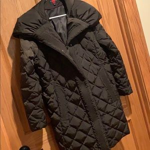 Olive 💚 puffy winter jacket 🧥💚